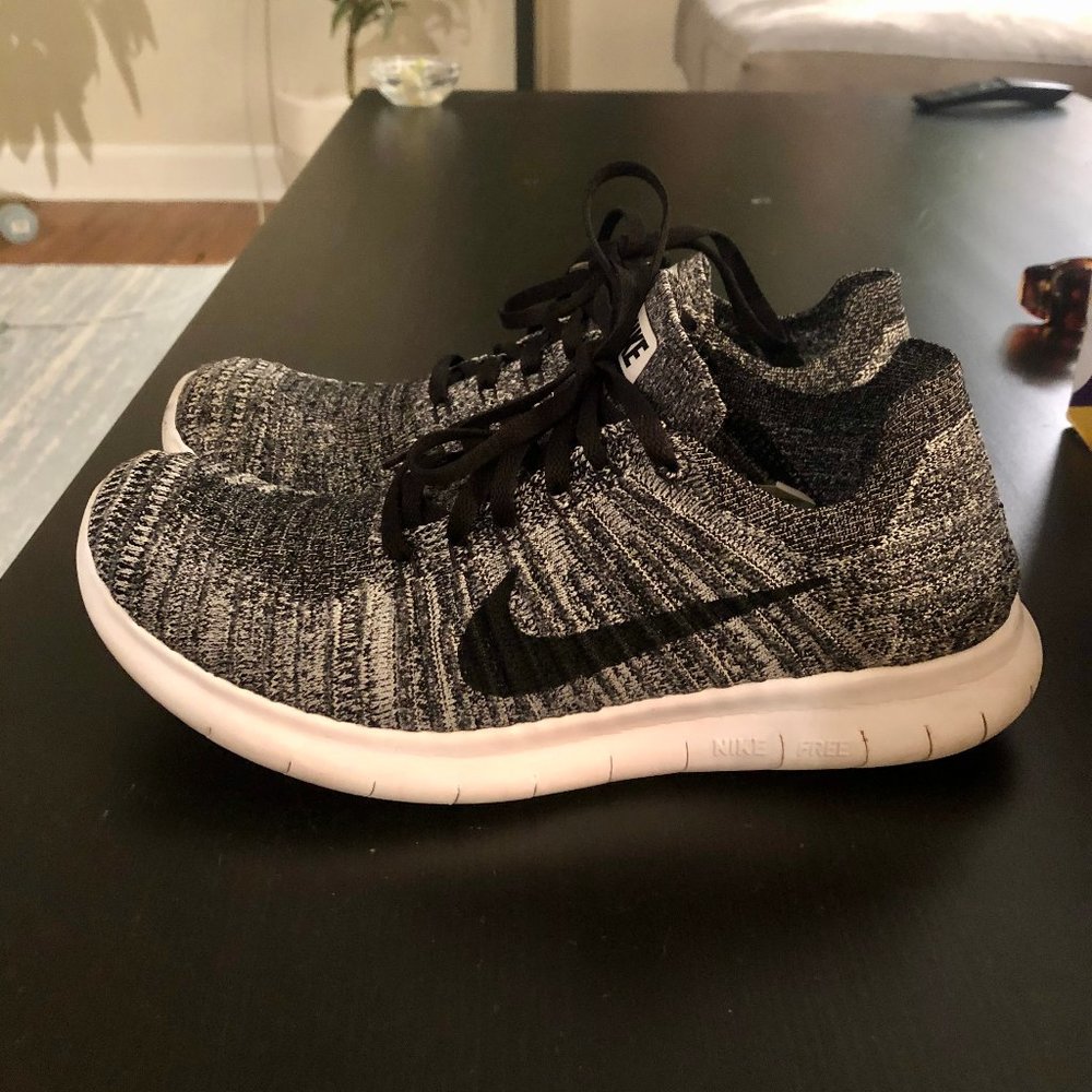Grey Nike Free Flyknit Running Shoes